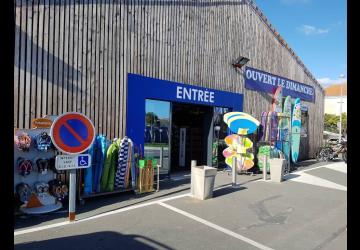 Intersport extérieur entrée